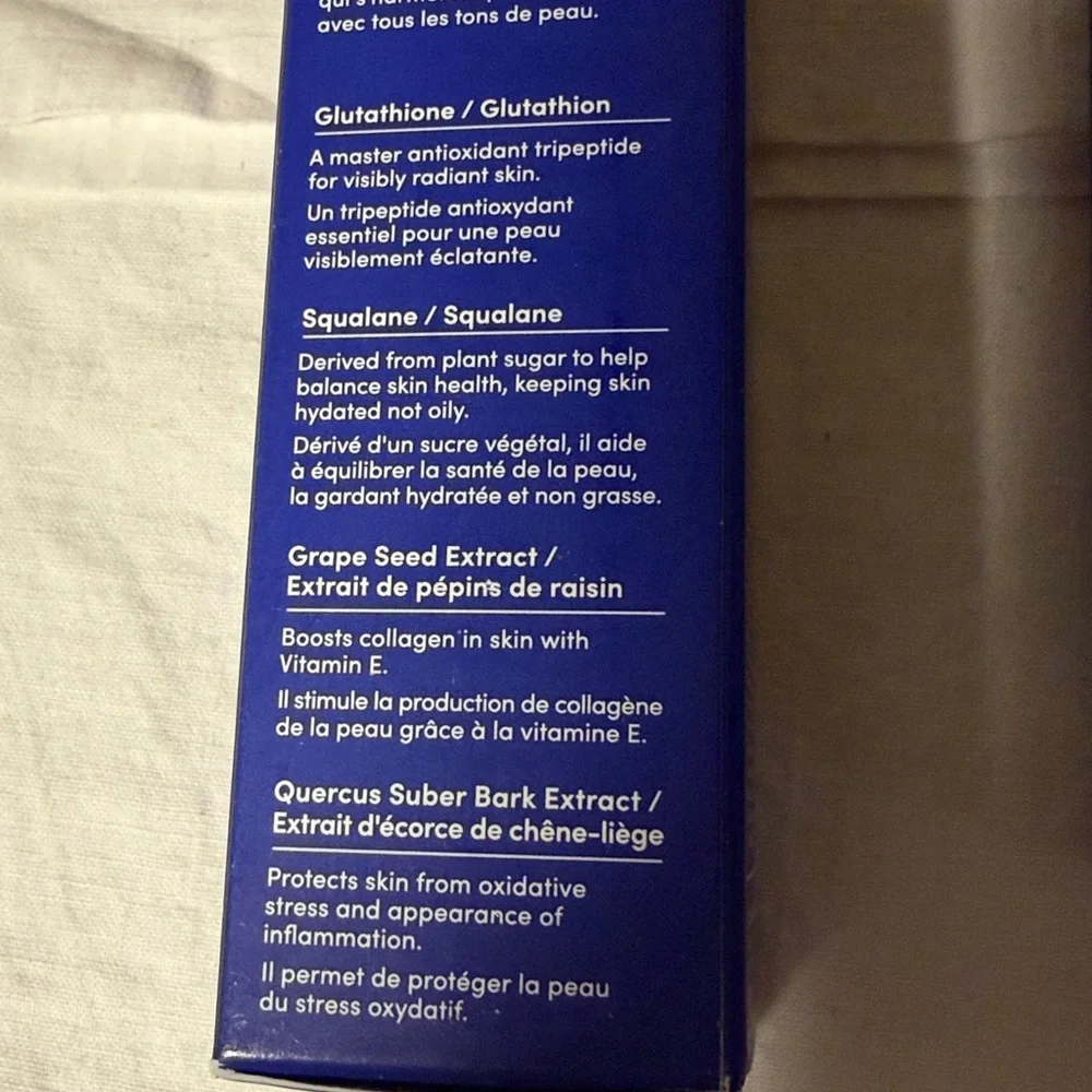 Lion Pose Unghosted Tinted Mineral SPF 42 New in Box - Picture 3 of 5